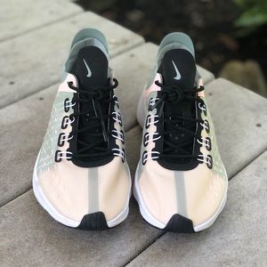 Women’s Nike EXP-x14